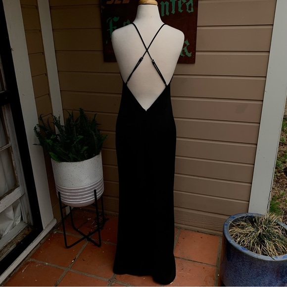 NWT Lovers + Friends Dress - Picture 4 of 6